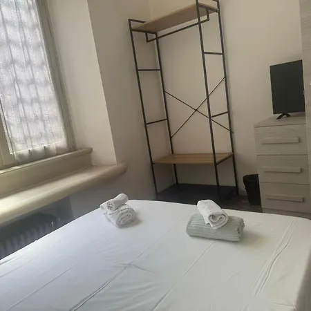 L'affaire Du Collier Gasthof Bergamo